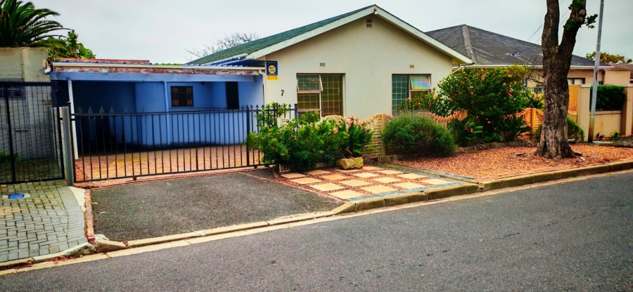 4 Bedroom Property for Sale in Southfield Western Cape